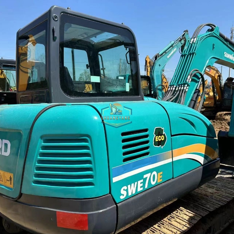 Second-Hand SUNWARD SWE70E Mini Excavator Home Use Low Price Good Quality Core Components Engine Pump Motor Gear Gearbox Bearing