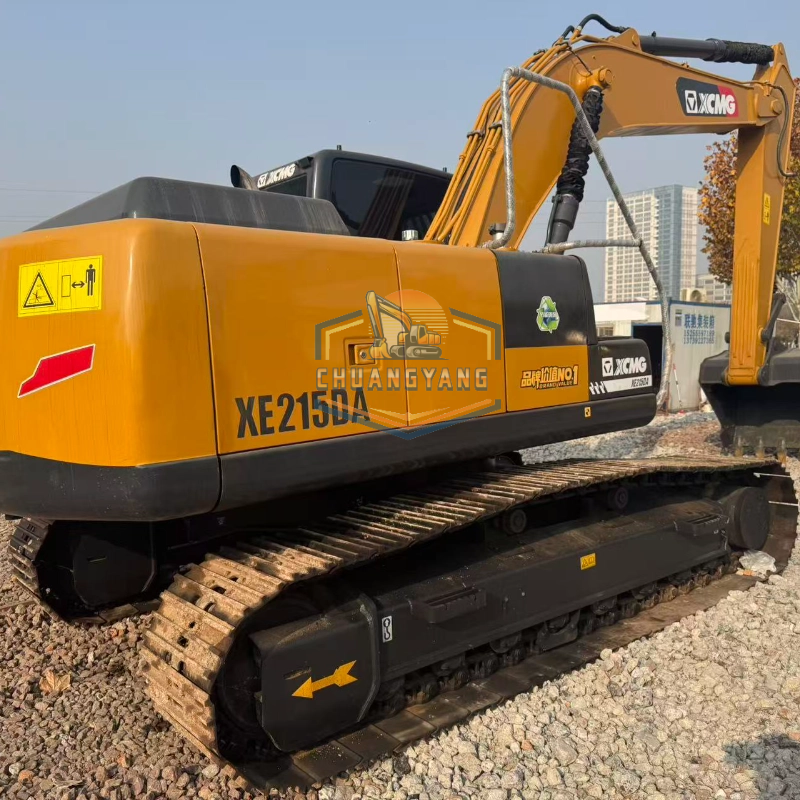Used 22-ton XCMG XE215DA hydraulic crawler excavator in good condition for sale