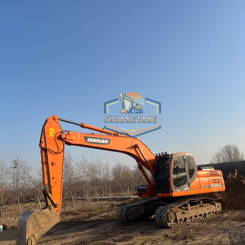 Original Genuine Used Doosan DX225 Crawler Excavator Is Fully Operational and Ready for Export